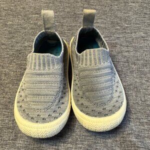 JAN & JUL Toddler slip-on water proof shoes  Gray/White - Size 5T
